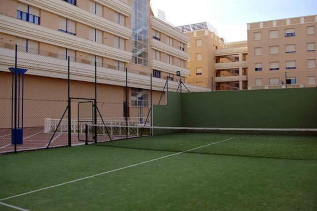 Fibes Con Piscina Y Parking Gratis Apartamento Sevilla Este Екстер'єр фото